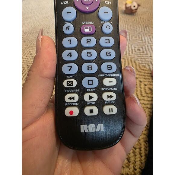 RCA Remote Control RCR414BHE Black 4-Device Big Button Universal with Streaming - Picture 5 of 16